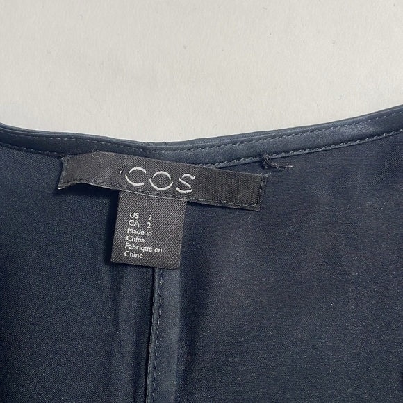 COS 100% silk v neck blouse - Picture 5 of 8